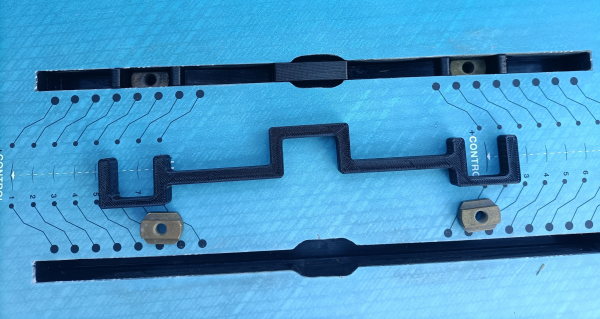 Nutensteinhalter_Wingpassion_Platzhalter_Foilbox Schwarz